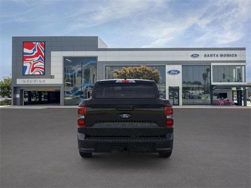 2025 Ford Maverick Lobo Standard