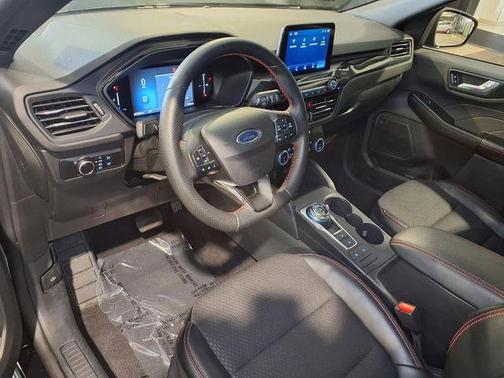 AGATE BLACK METALLIC 2025 Ford Escape ST-Line