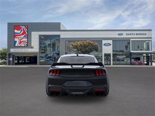 2025 Ford Mustang Dark Horse Fastback