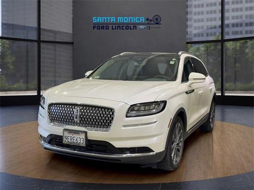 2022 Lincoln Nautilus Reserve