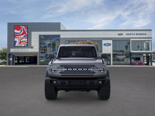 CARBONIZED GRAY METALLIC 2026 Ford Bronco Badlands