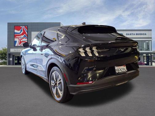 2022 Ford Mustang Mach-E Select
