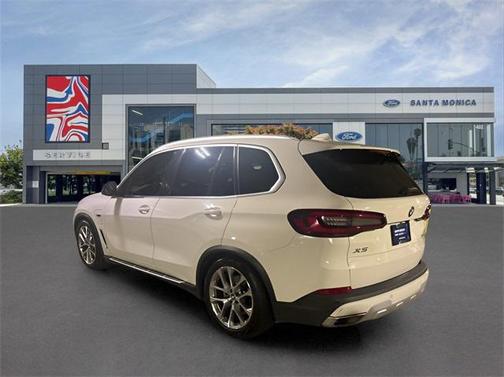 2023 BMW X5 PHEV xDrive45e