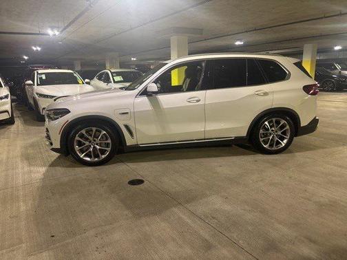 2023 BMW X5 PHEV xDrive45e