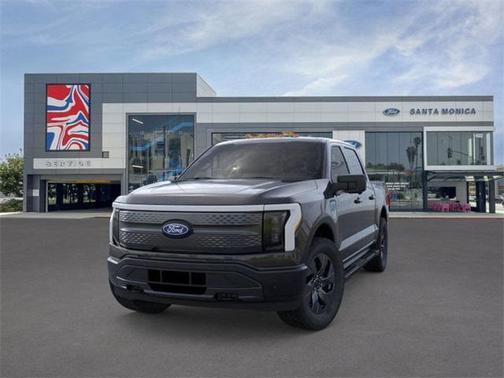 2025 Ford F-150 Lightning Flash