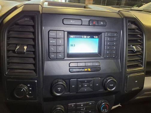 OXFORD WHITE 2019 Ford F-150 XL