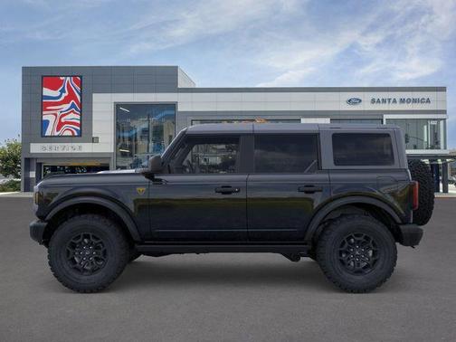 Shadow Black 2026 Ford Bronco Badlands