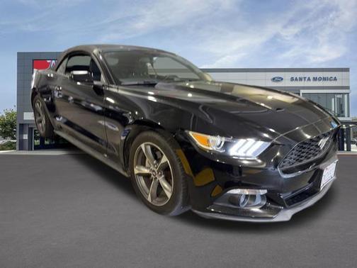 BLACK 2015 Ford Mustang V6