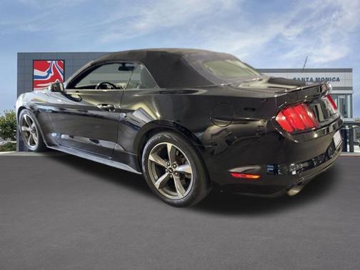 BLACK 2015 Ford Mustang V6