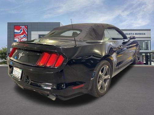 BLACK 2015 Ford Mustang V6