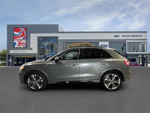 2021 Audi Q3 45 S line Premium