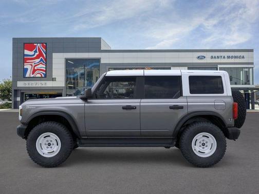 Carbonized Gray Metallic 2026 Ford Bronco Heritage Edition