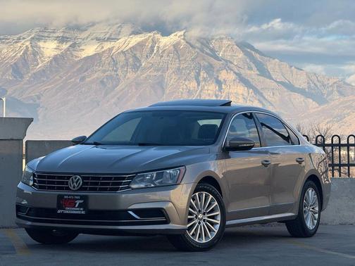 2016 Volkswagen Passat 1.8T SE