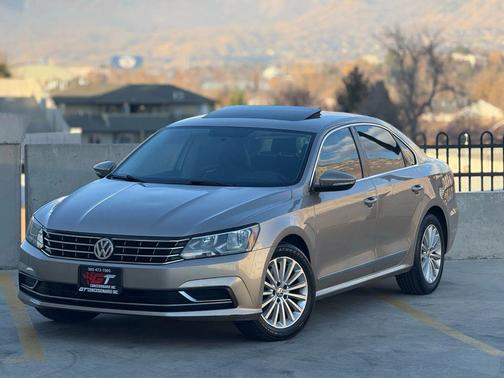 2016 Volkswagen Passat 1.8T SE