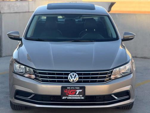 2016 Volkswagen Passat 1.8T SE