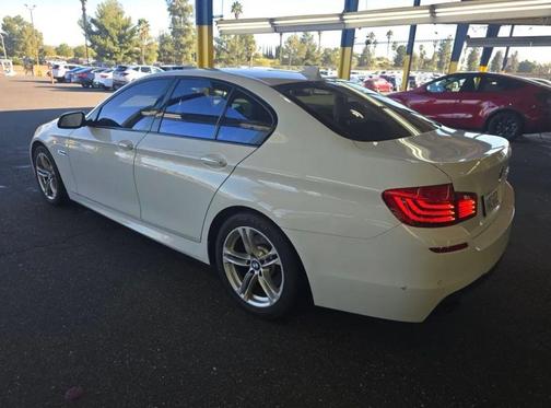 2014 BMW 528 528i Sedan 4D