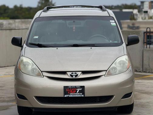2006 Toyota Sienna CE