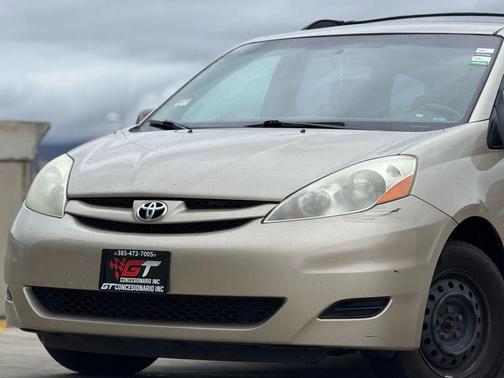 2006 Toyota Sienna CE