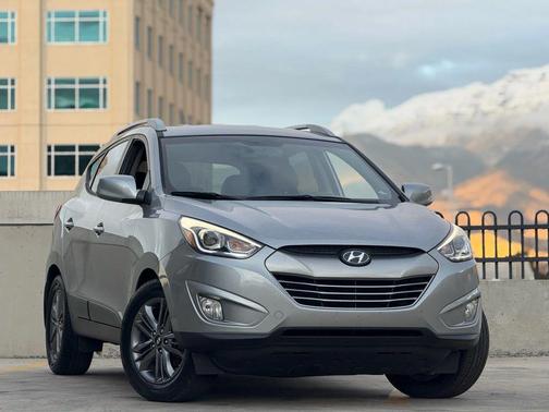 2015 Hyundai TUCSON SE