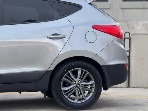 2015 Hyundai TUCSON SE