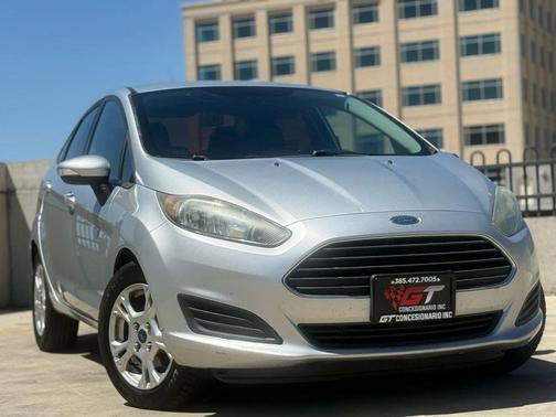 2015 Ford Fiesta SE