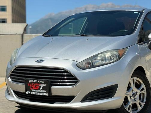 2015 Ford Fiesta SE