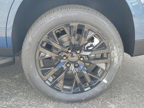 Metallic 2026 GMC Yukon Elevation