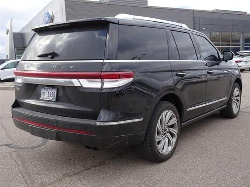2024 Lincoln Navigator Reserve