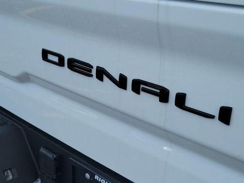 2026 GMC Sierra 2500 Denali Ultimate