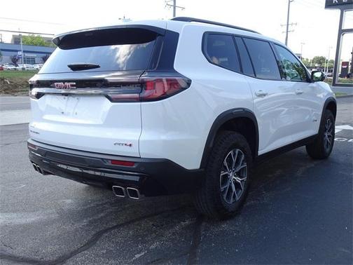 2026 GMC Acadia AT4