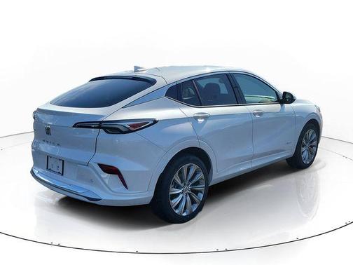 White Frost Tri-Coat 2026 Buick Envista Avenir