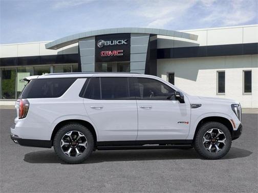 2025 GMC Yukon AT4