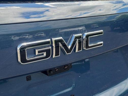 Metallic 2026 GMC Yukon Elevation