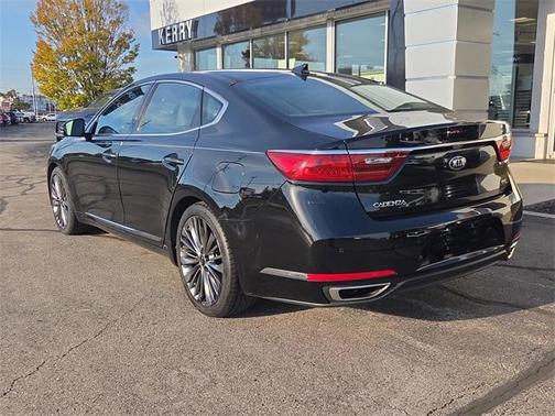 2017 Kia Cadenza SX Limited