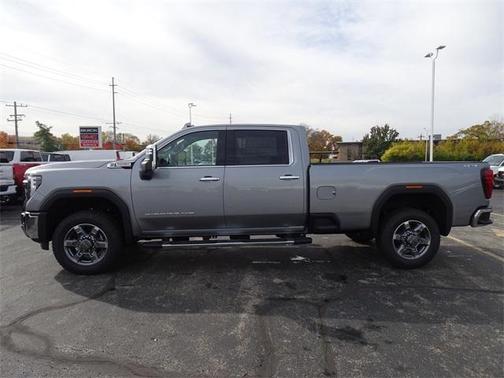 2026 GMC Sierra 3500 SLT