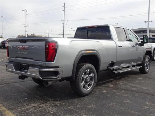 2026 GMC Sierra 3500 SLT