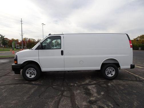 2025 GMC Savana 2500 Work Van