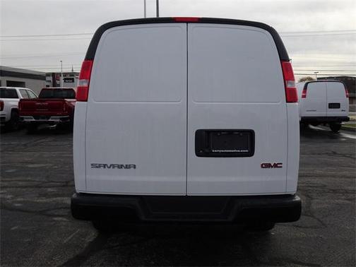 2025 GMC Savana 2500 Work Van