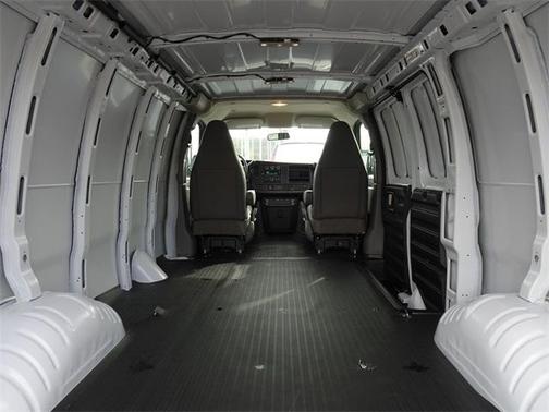 2025 GMC Savana 2500 Work Van