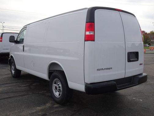 2025 GMC Savana 2500 Work Van