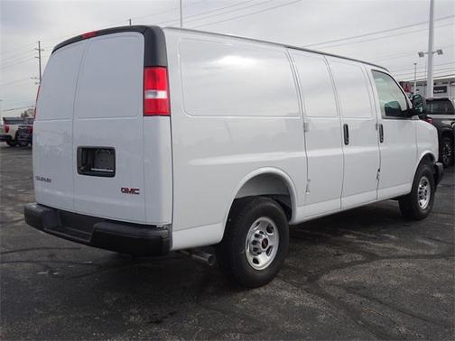 2025 GMC Savana 2500 Work Van