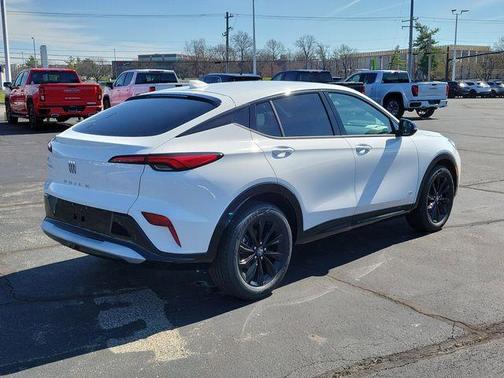 Summit White 2026 Buick Envista Sport Touring