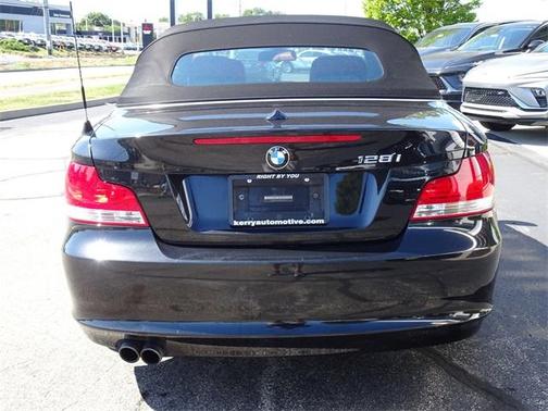 2011 BMW 128 i