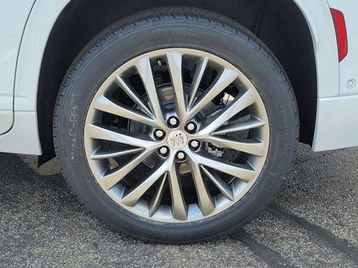 White Tri-Coat 2026 Buick Enclave Avenir