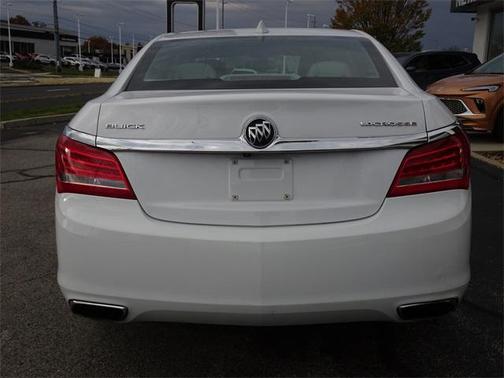 2016 Buick LaCrosse Base
