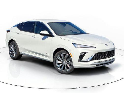 White Frost Tri-Coat 2026 Buick Envista Avenir