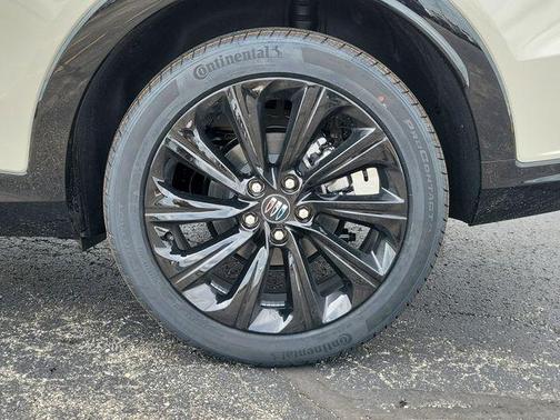 Ceramic White 2026 Buick Envista Sport Touring