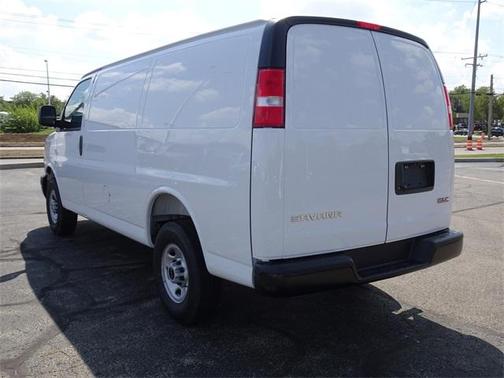 2025 GMC Savana 2500 Work Van