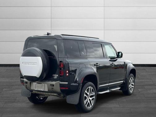 2021 Land Rover Defender 110 X-Dynamic HSE