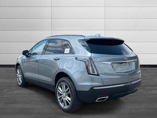 2025 Cadillac XT5 Sport